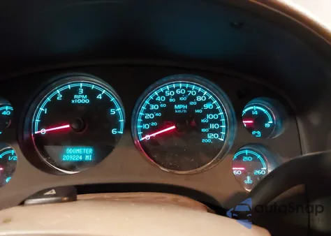 2012 Chevrolet Suburban 1500 Lt из США, поврежденный, VIN 1GNSKJE73CR179012